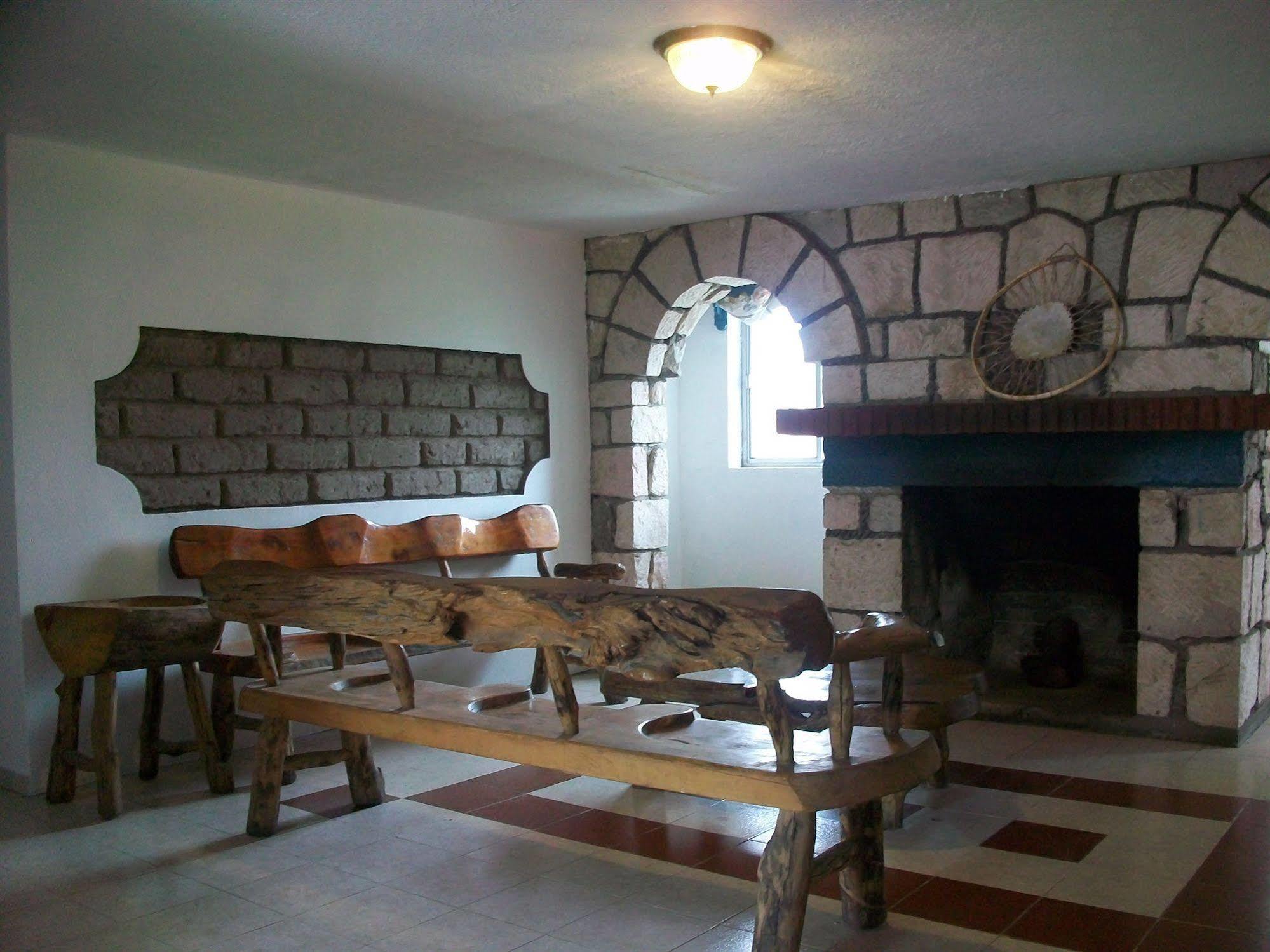 Hotel Posada Del Cobre Креэль Экстерьер фото